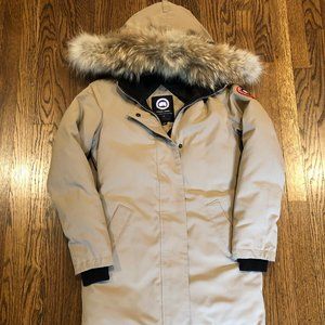 Canada Goose Victoria Parka Tan XS